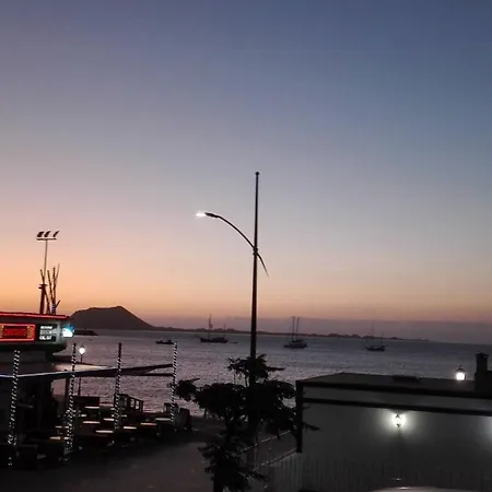 아파트 With Fast Wifi *