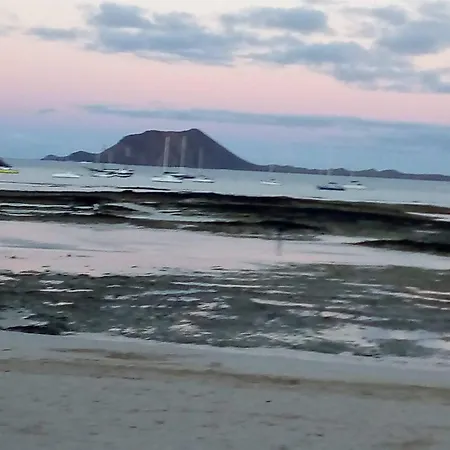 Beach Apt With Fast Wifi Corralejo