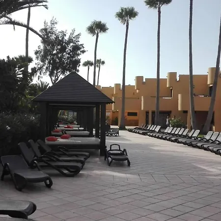 Apartamento Beach Apt With Fast Wifi *