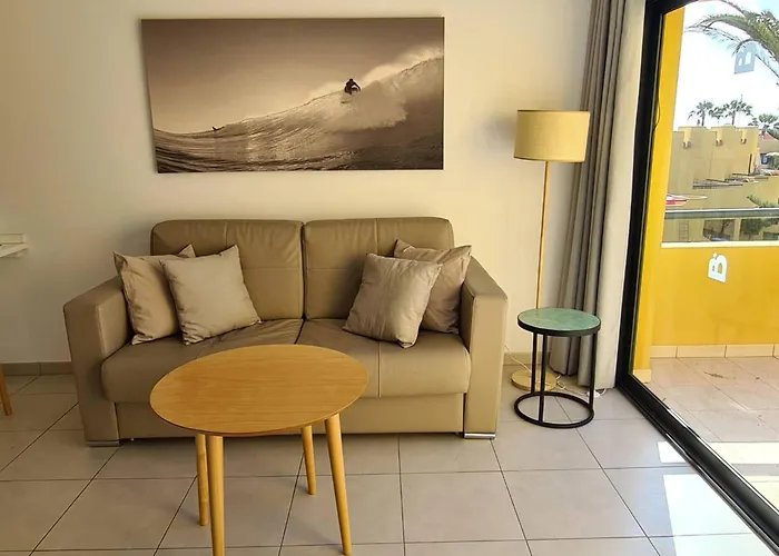 With Fast Wifi Apartment Corralejo